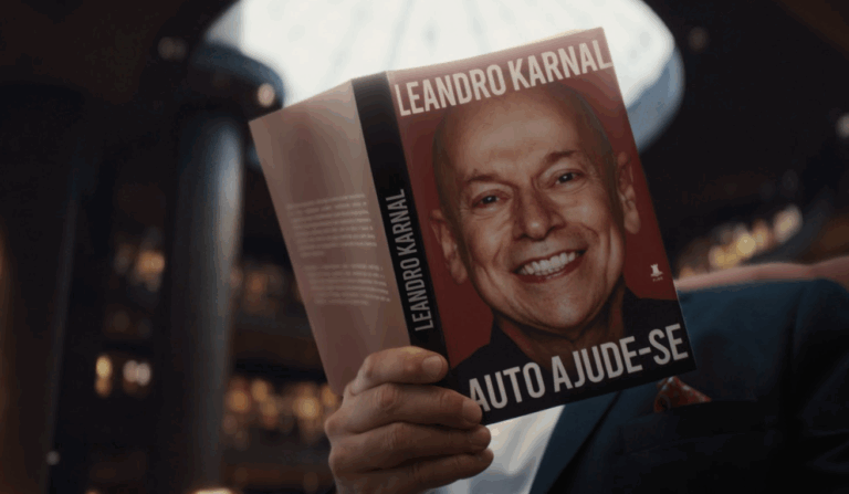 Leandro Karnal estrela nova campanha do Bradesco