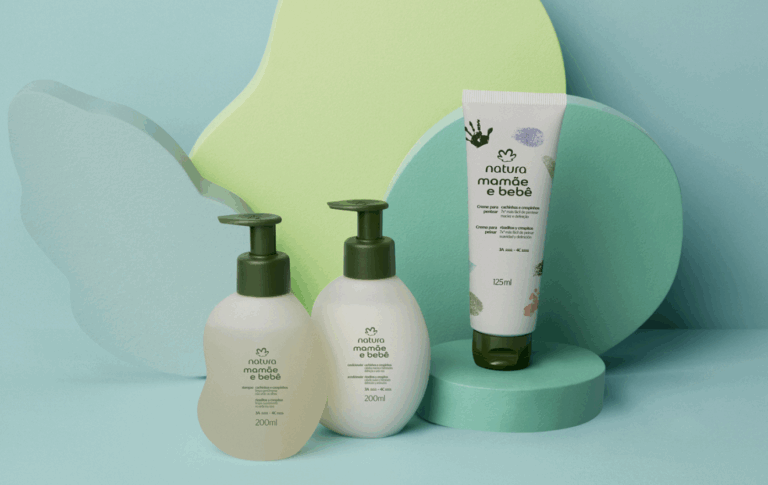 Natura Mamãe e Bebê lança nova linha para cabelos