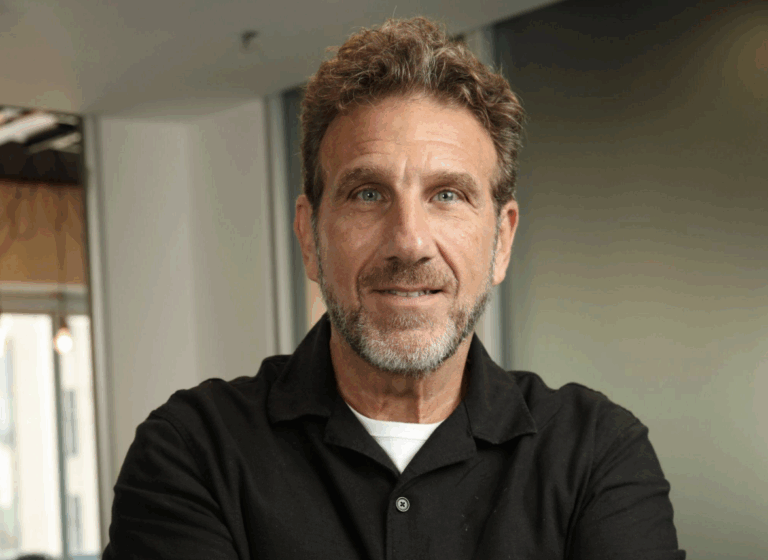 Propeg promove Hermes Zambini a CCO