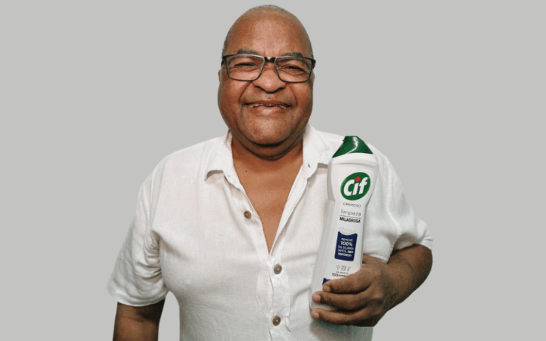 Tio Silvinho estreia publi em parceria com Cif