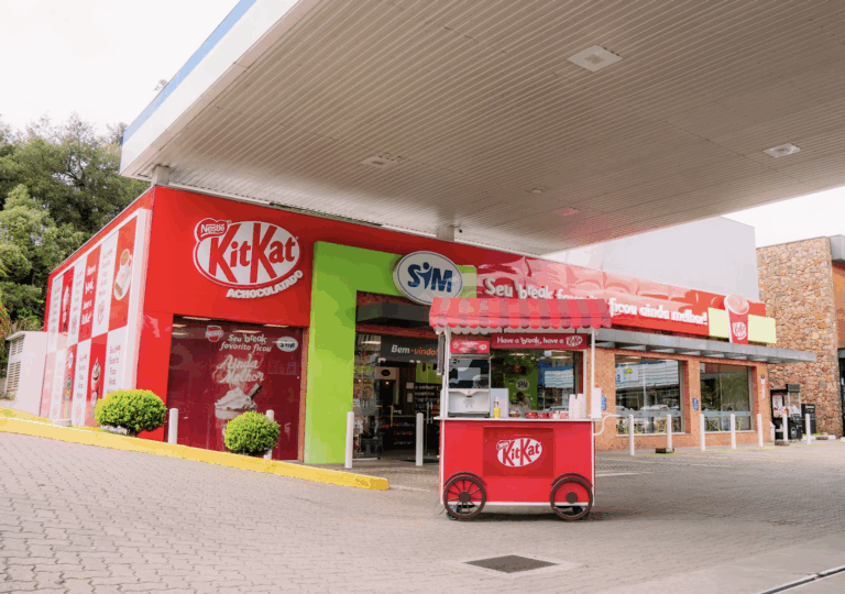 KitKat chega em fachada temática em Gramado