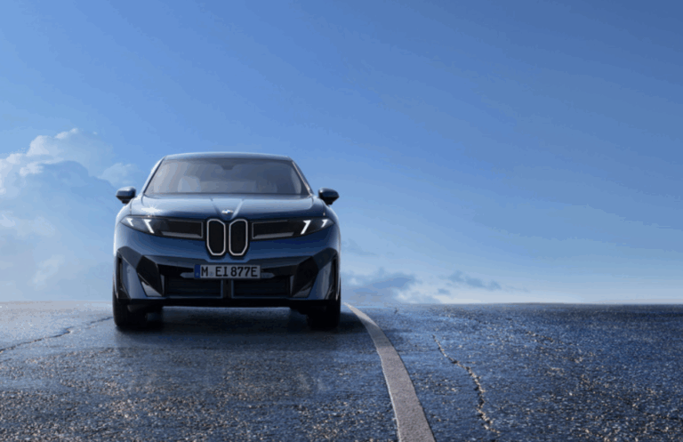 BMW apresenta a nova geração do BMW iX3