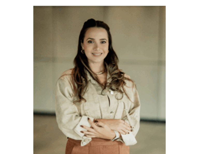 Foursys anuncia Danielle Sene no Marketing