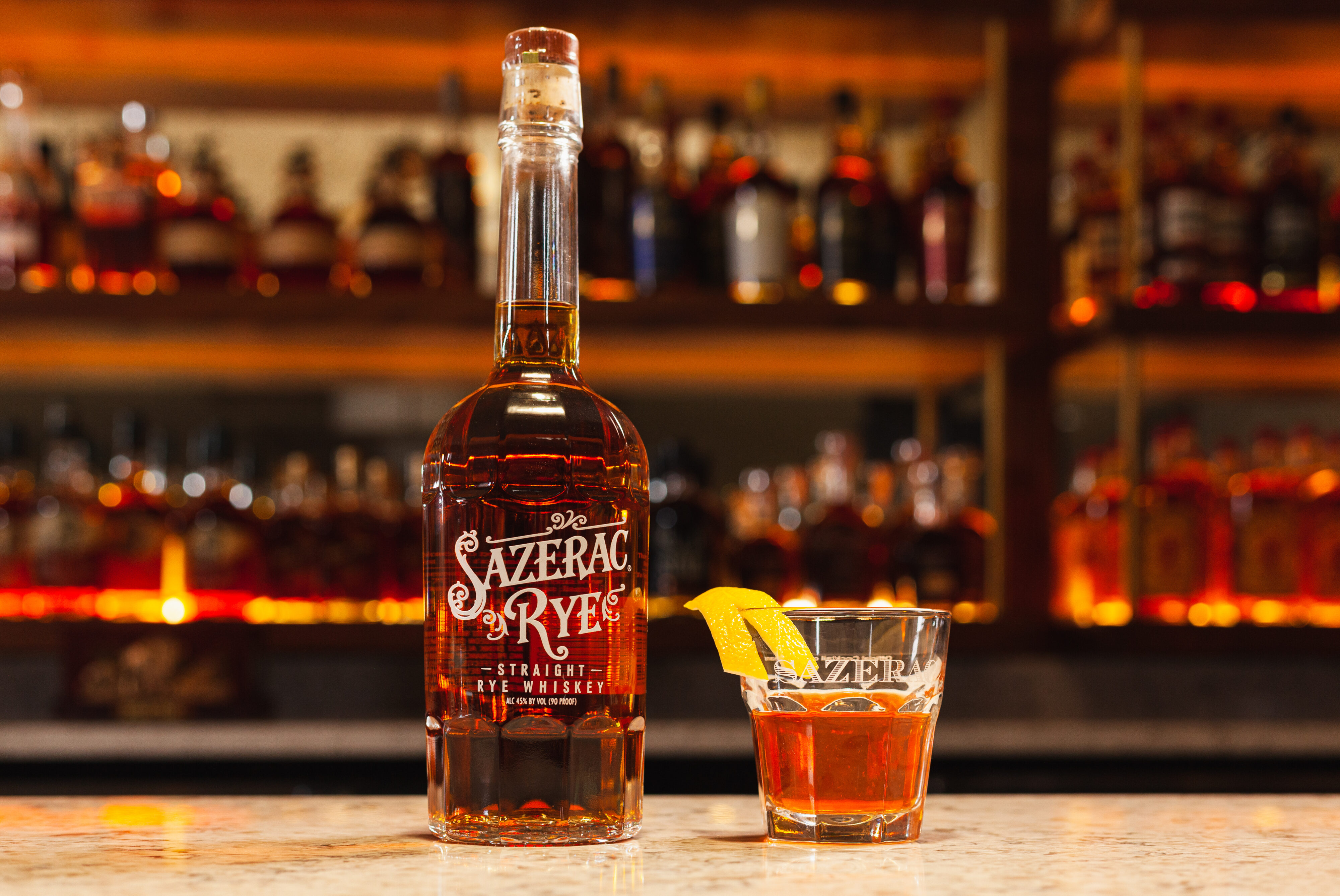 Whiskey Sazerac Rye chega ao Brasil