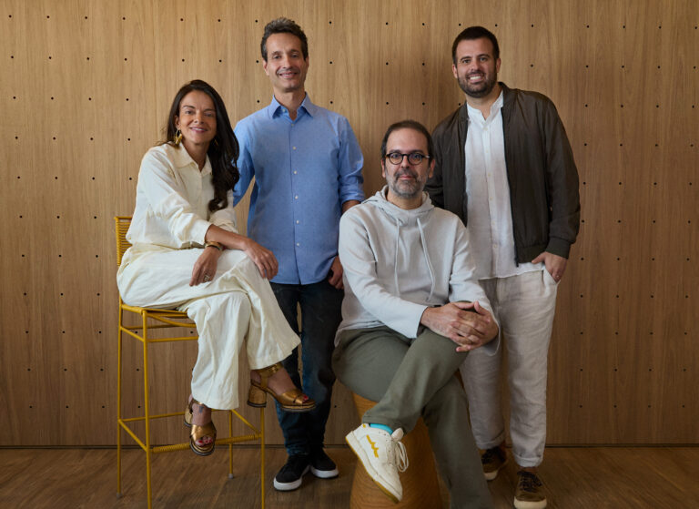 Grupo Dreamers anuncia a chegada da Lovely