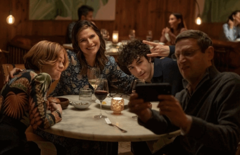 A CADEIRA estreia dia 12 na HBO Max