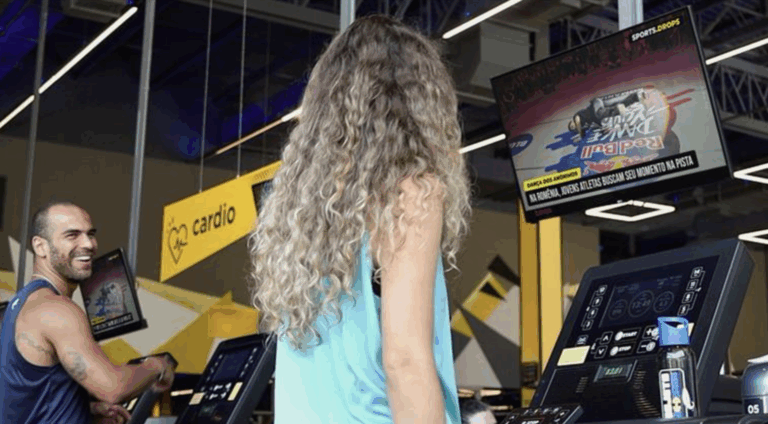 B.drops e Red Bull celebram parceria em academias