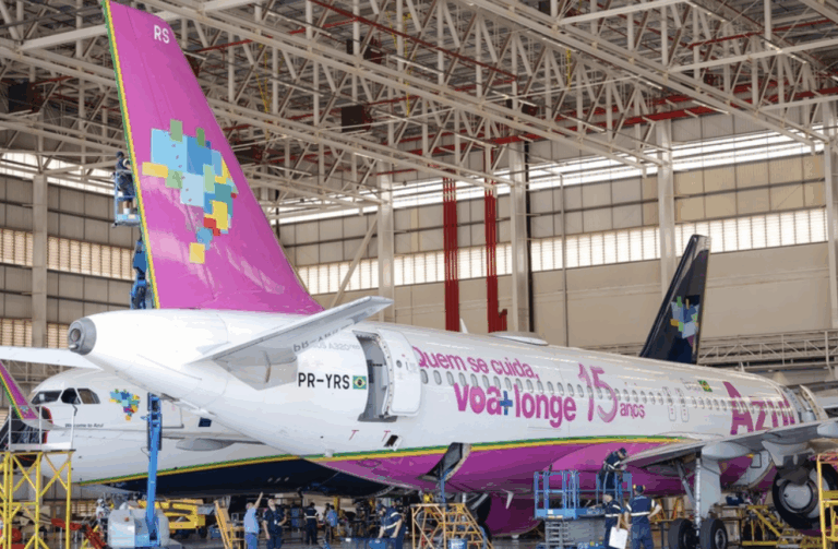 W3haus aterrissa no atendimento da Azul