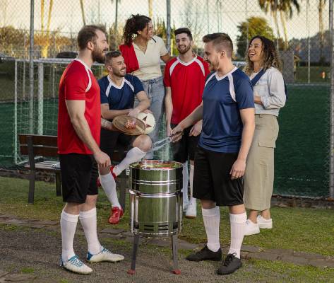 Tramontina une guerrilha e TV em campanha “VAR do Churrasco”