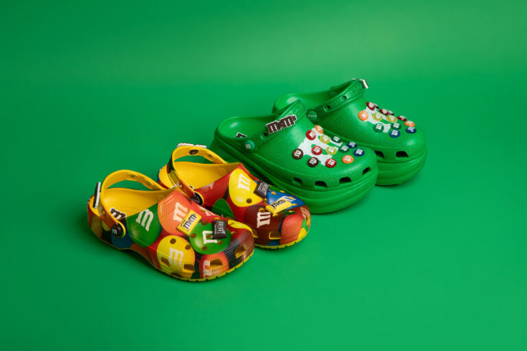 Lançamento de M&M’S e CROCS chega ao Brasil