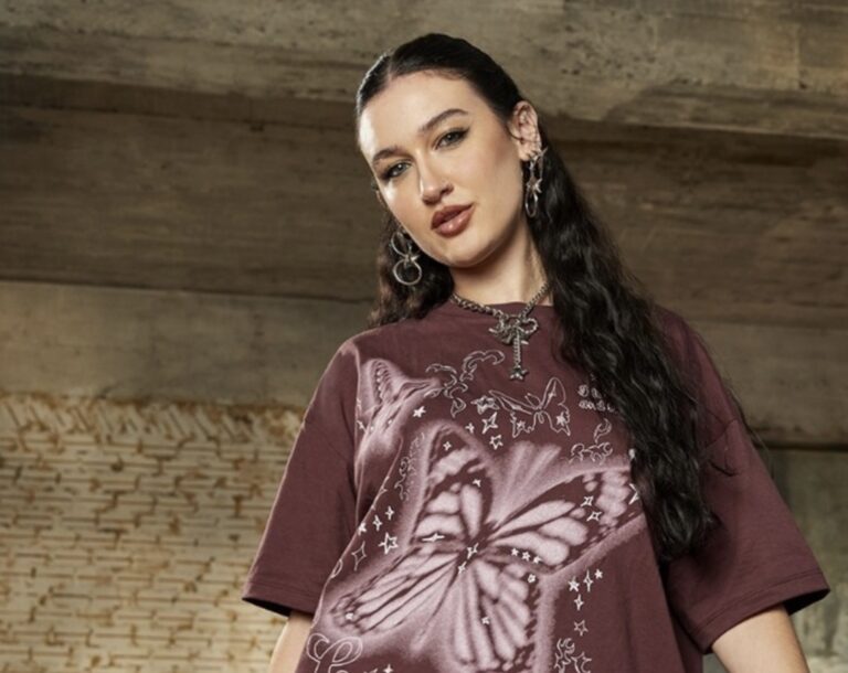 Youcom lança collab com Natália Cangueiro