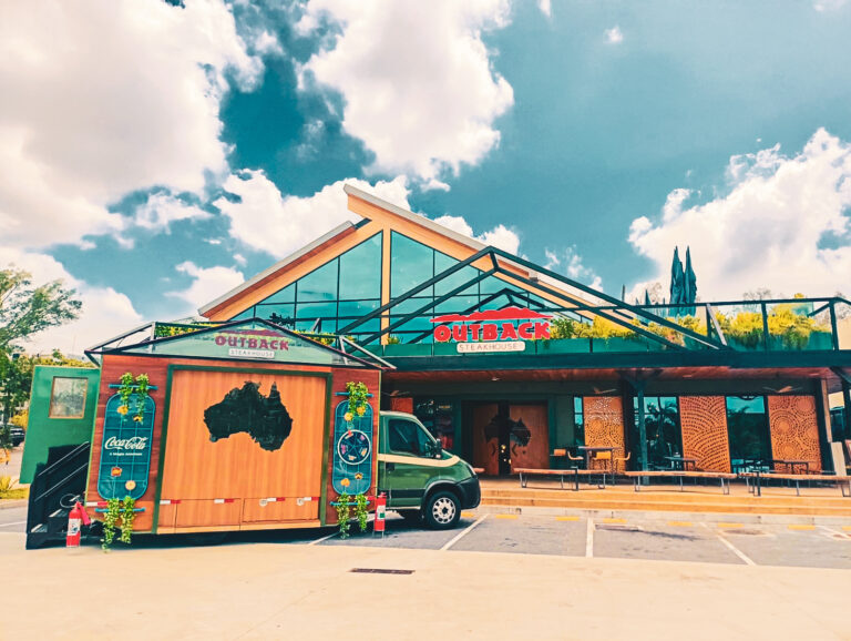 Outback e Coca-Cola fazem ativação no Rio de Janeiro