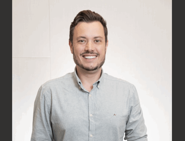 ADSPLAY anuncia novo executivo de vendas sênior