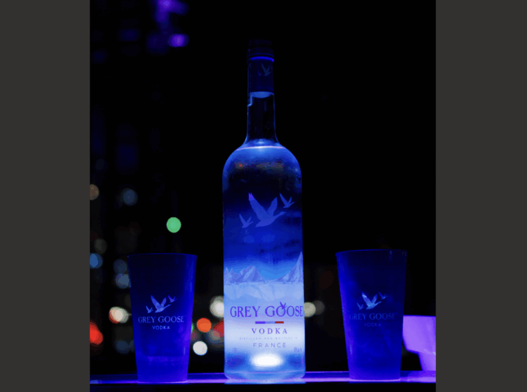 Vodka Grey Goose Night Vision desembarca no Brasil