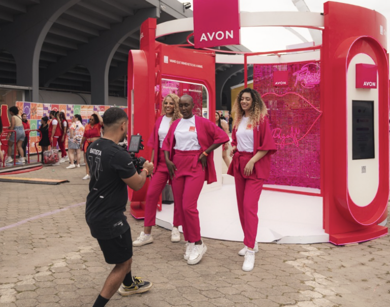 Sand realiza cobertura audiovisual da Avon