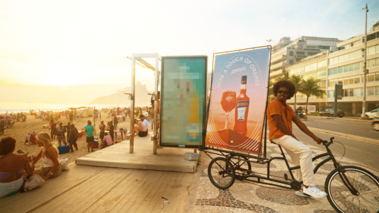 Aperol reforça que o pôr do sol é para todos