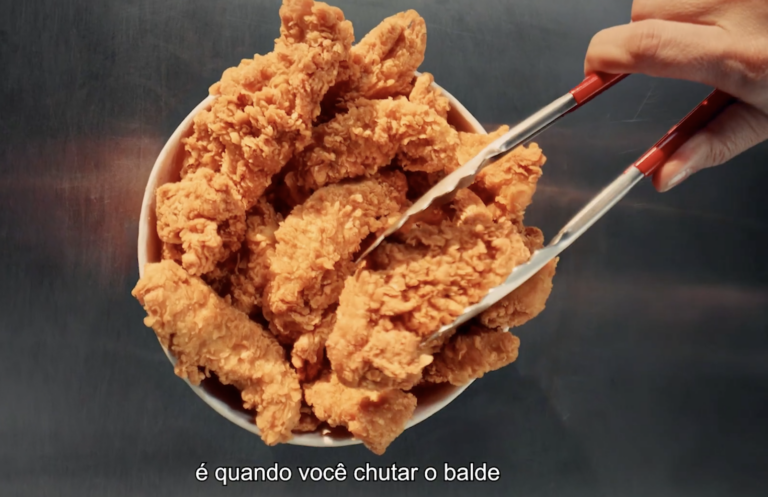 Popeyes conecta Mardi Gras ao Carnaval brasileiro