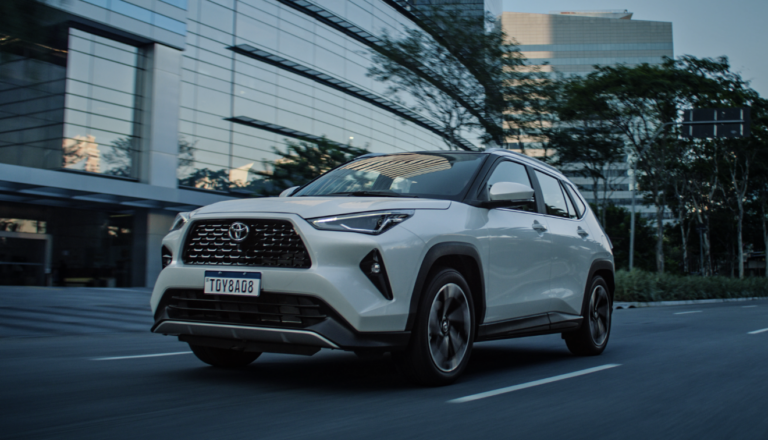 Toyota lança campanha do novo Yaris Cross para América Latina
