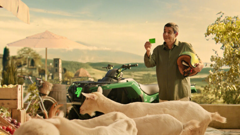 Wise lança campanha estrelada por Zeca Pagodinho