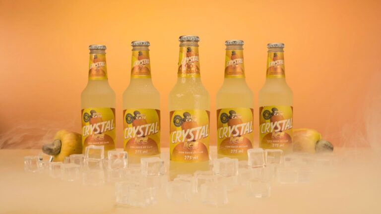 Crystal Ice lança bebida inédita sabor caju