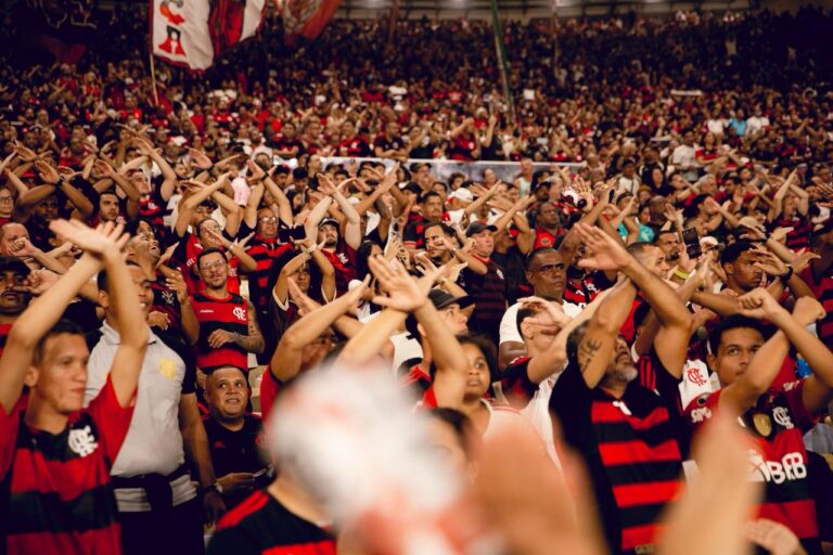 Flamengo mobiliza Maracanã em ato contra o racismo 