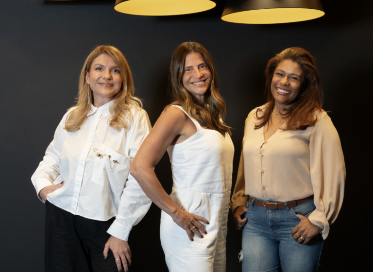 Lola\TBWA estrutura liderança com Patricia Gaglioni e Aline Garcia