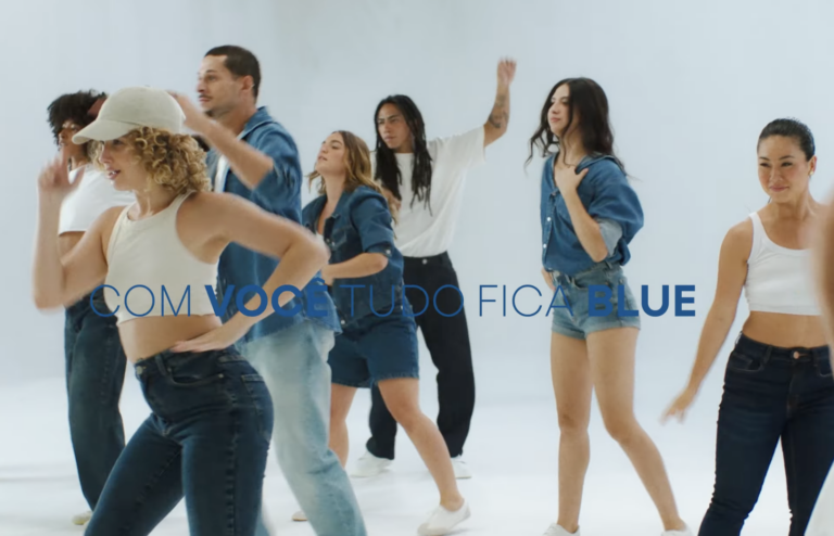 Hering lança campanha ao som de Claudinho & Buchecha