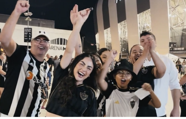 Cartão de TODOS comemora aniversário do Atlético Mineiro