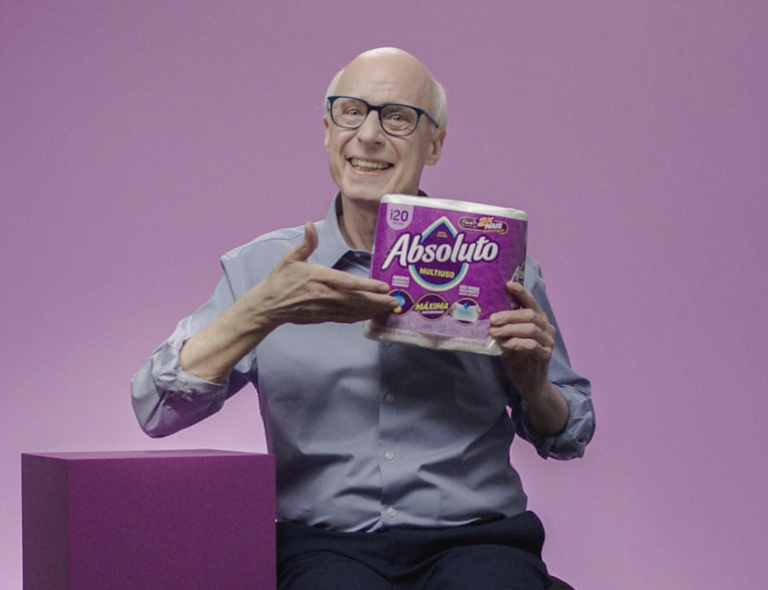 Papel-toalha Absoluto traz nostalgia com Carlos Moreno