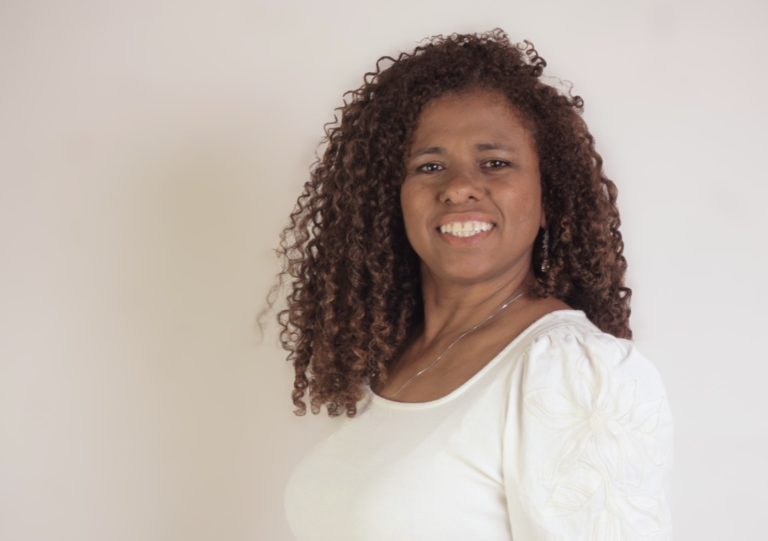 Maura Lima estreia novo núcleo da MField