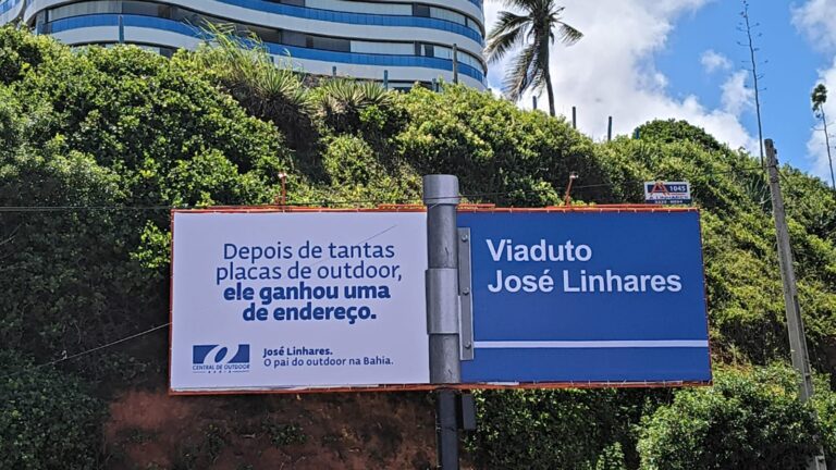 Central de Outdoor da Bahia homenageia José Linhares e Salvador