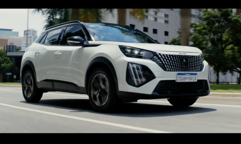 Peugeot veicula filme publicitário no canal Grande Prêmio