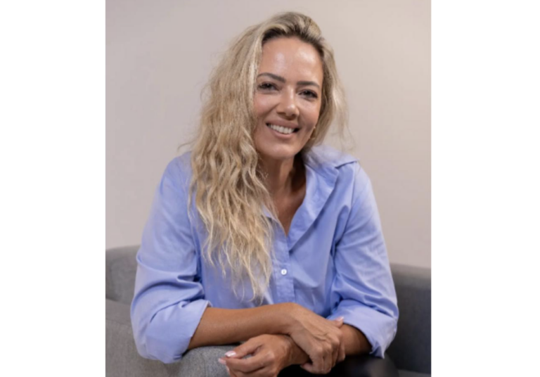 Loures anuncia Claudia Freiesleben como nova Sócia
