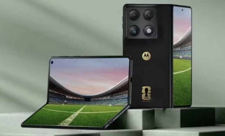 Motorola lança razr fold no Brasil