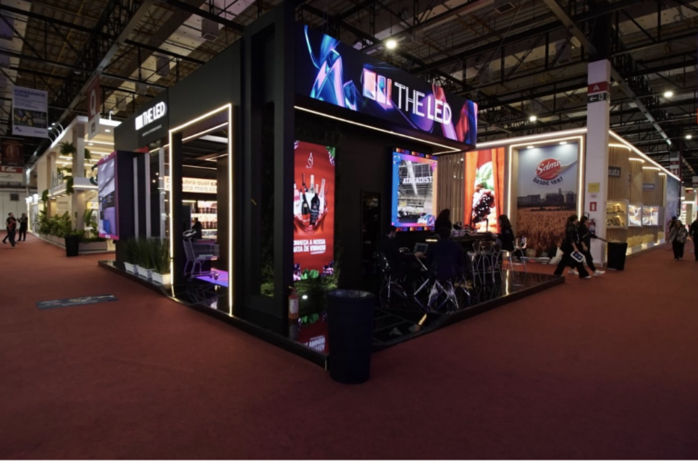 THE LED conquista prêmios no Prêmio Stand APAS Show