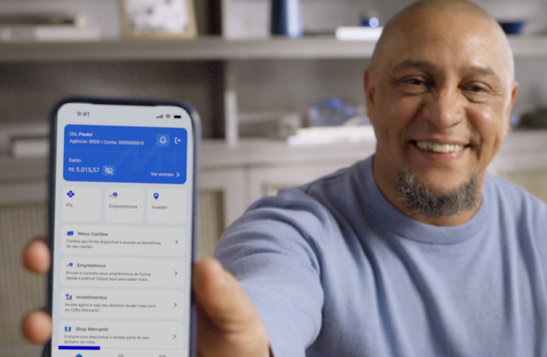 Banco Mercantil convoca ex-jogador Roberto Carlos