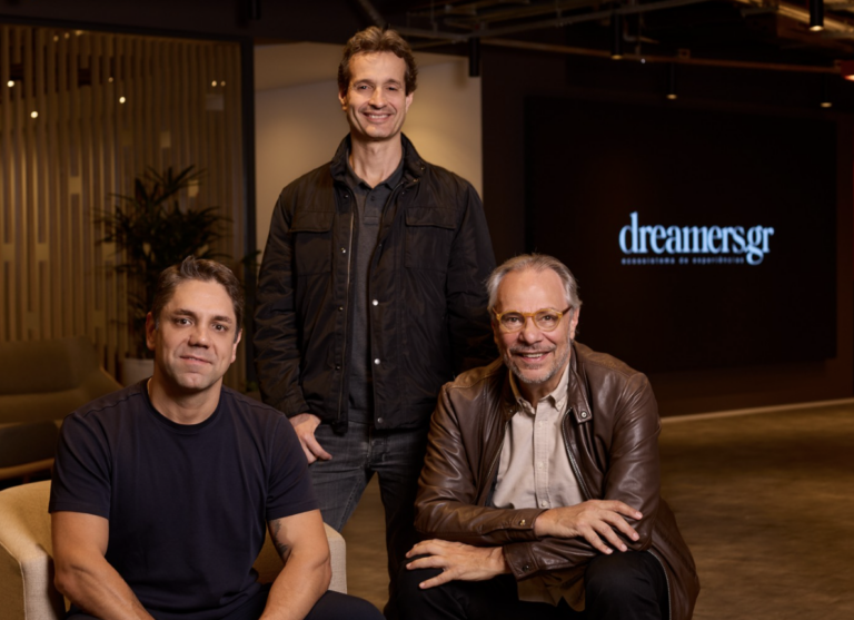 Grupo Dreamers lança Roohts