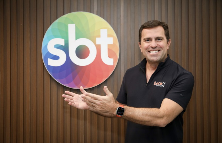SBT contrata o jornalista Rodrigo Bocardi