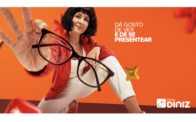 Óticas Diniz celebram 34 anos com ação