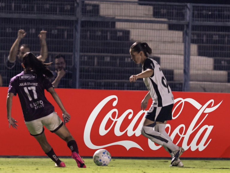 Coca-Cola patrocina competições femininas da CBF