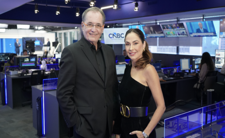 Times | CNBC lança três programas em seu novo estúdio de IA