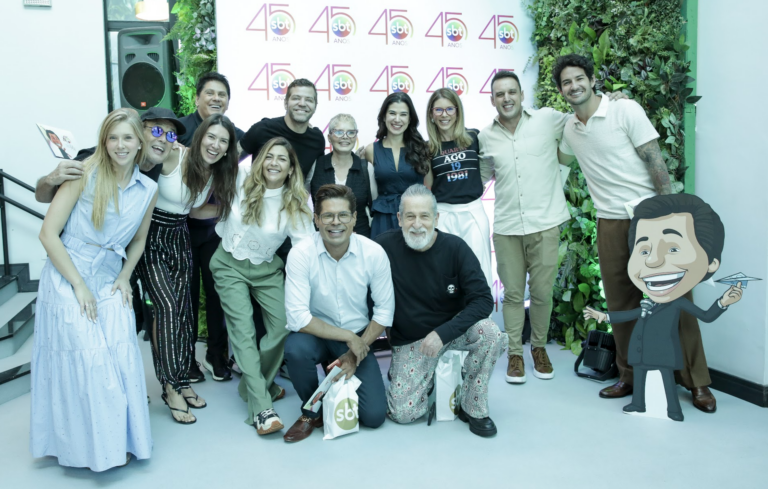 SBT celebra 45 anos com almoço especial