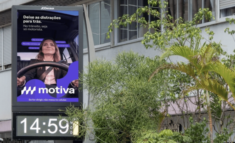 Motiva e JCDecaux reforçam orientações no trânsito